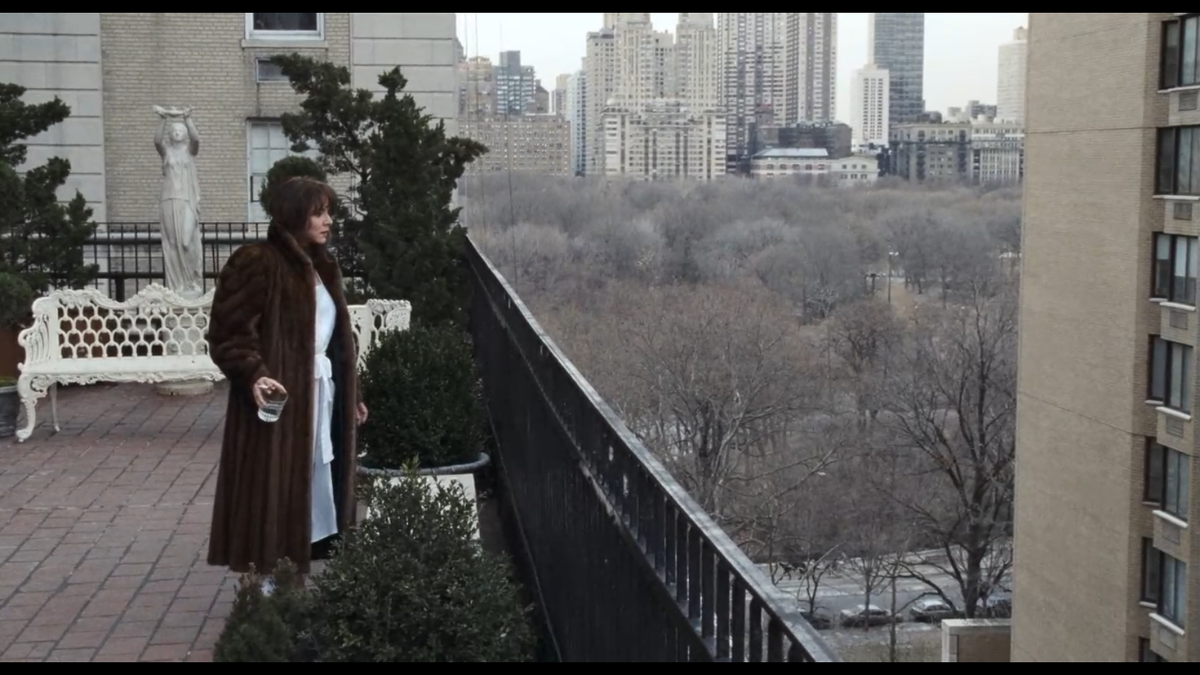 Кадр из фильма, Стокард Чэннинг в роли Синтии, скриншот