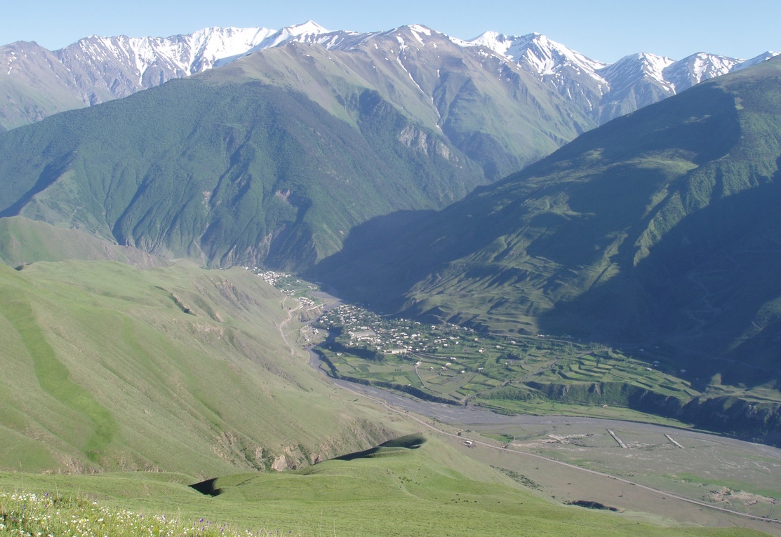 Рутульский район немноголюден – идеальное место, чтобы жить незамеченным людьми. (Фото: photo.foto-planeta.com).