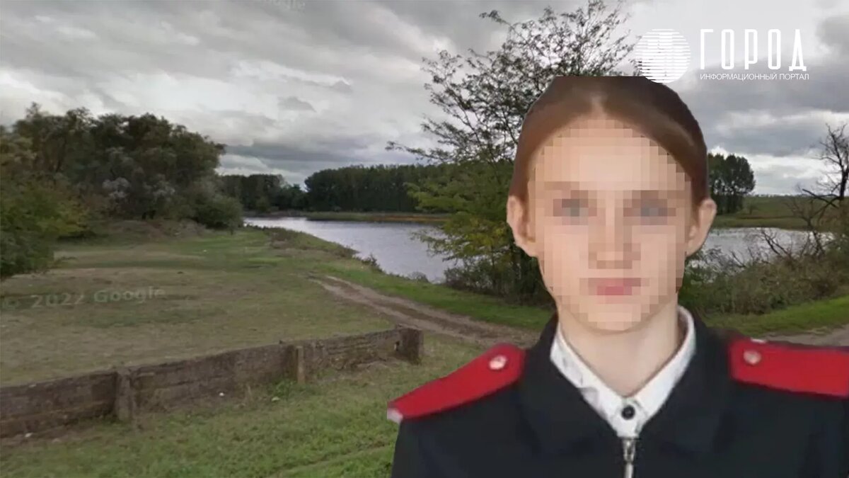 Погибшая девочка на фоне места своей гибели.