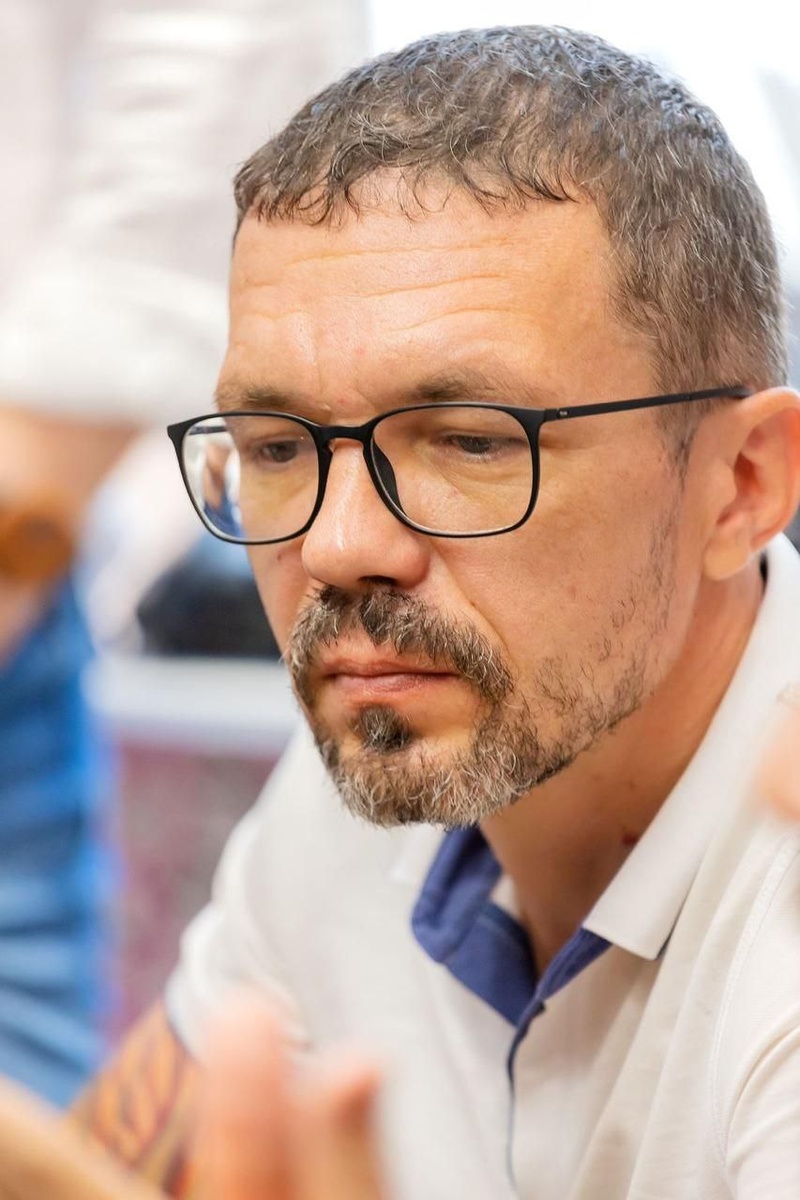 Авдеев  Николай Викторович 23.12.1979 руководитель и основатель проекта Тихие Стены, Центр притяжения. Идейный вдохновитель нового вида финишной отделки из архитектурного текстиля. Руководитель монтажной компании по нестандартным проектам, потолки, стены, освещение 