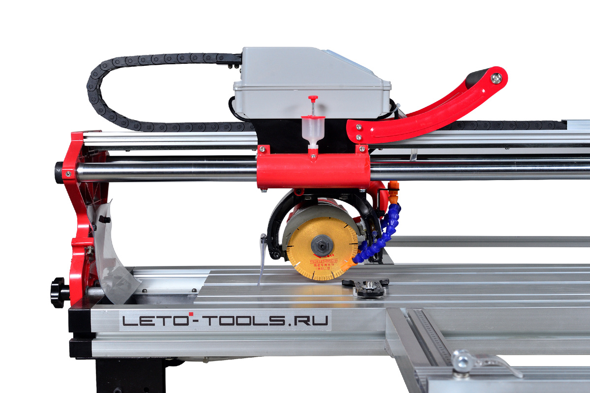 LETO TOOLS T8-12. Автоматический плиткорез, 1620 Вт, рабочий стол 1200 мм.