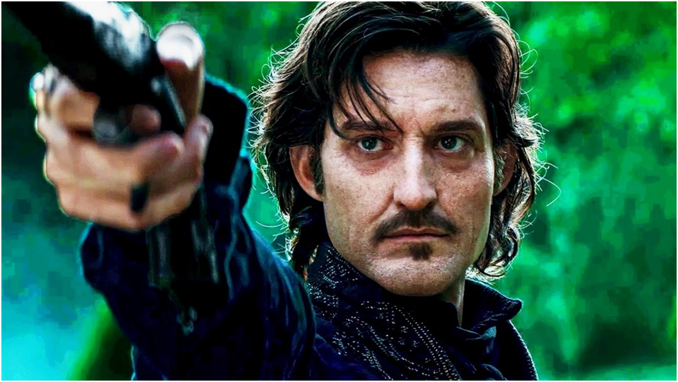 Эдмон Дантес (Граф Монте-Кристо) - главный герой фильма