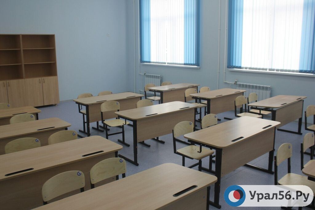    В Кваркенском районе после обращения прокуратуры в суд проверили состояние зданий школ
