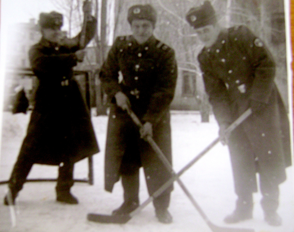 Фролово, Волгоградская область, Зима 1988 год. Развлекаемся в увольнении!