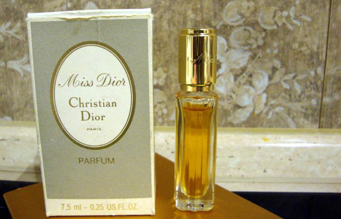 Духи Miss Dior/ фото: zelengarden.ru