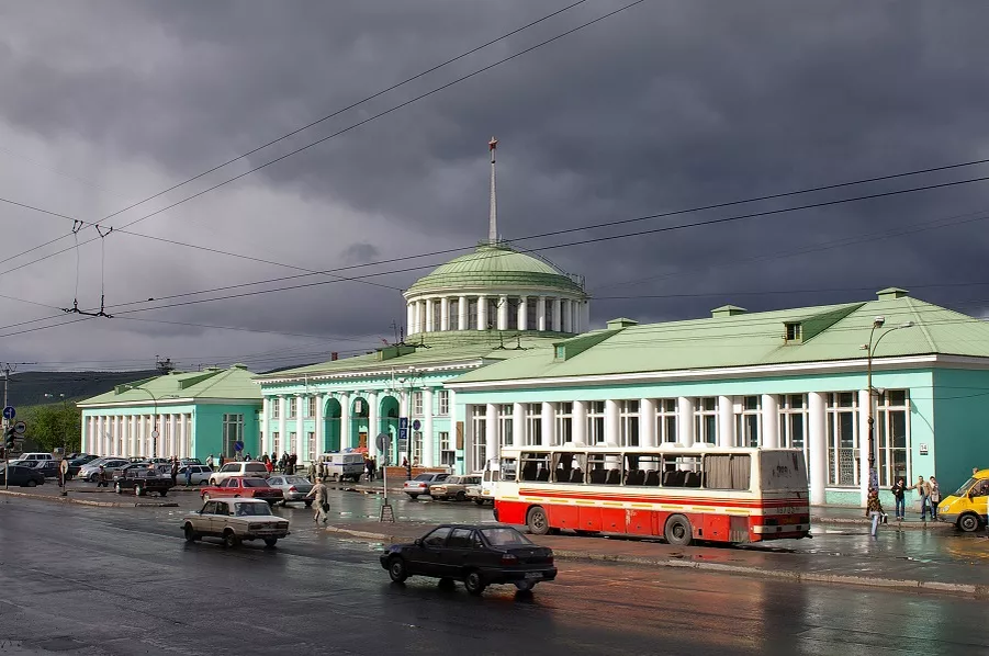 Мурманск. Фото с сайта https://www.tutu.ru/geo/rossiya/kurort/murmansk/. ВЗято с Яндекс.Картинки