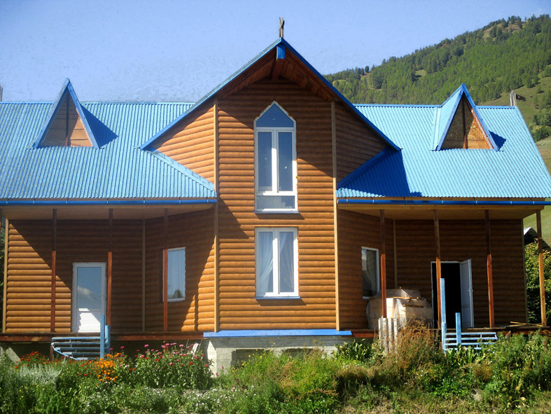 Музей Космос в Баштале, фасад. Фото автора.