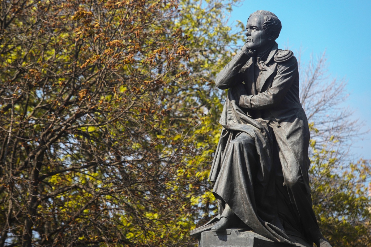    Памятник М. Ю. Лермонтову в Пятигорске. / РИА Новости/Денис Абрамов