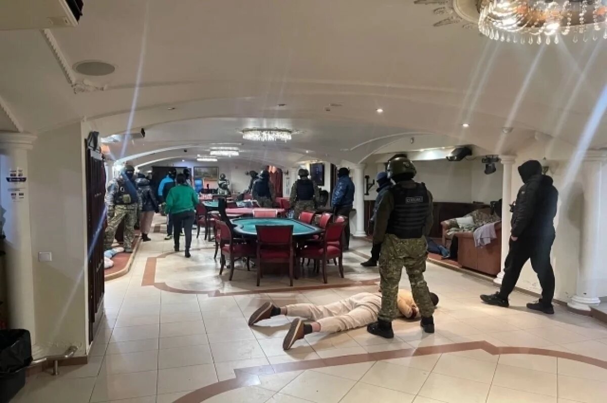    В Тюмени будут судить участников ОПГ за подпольные клубы