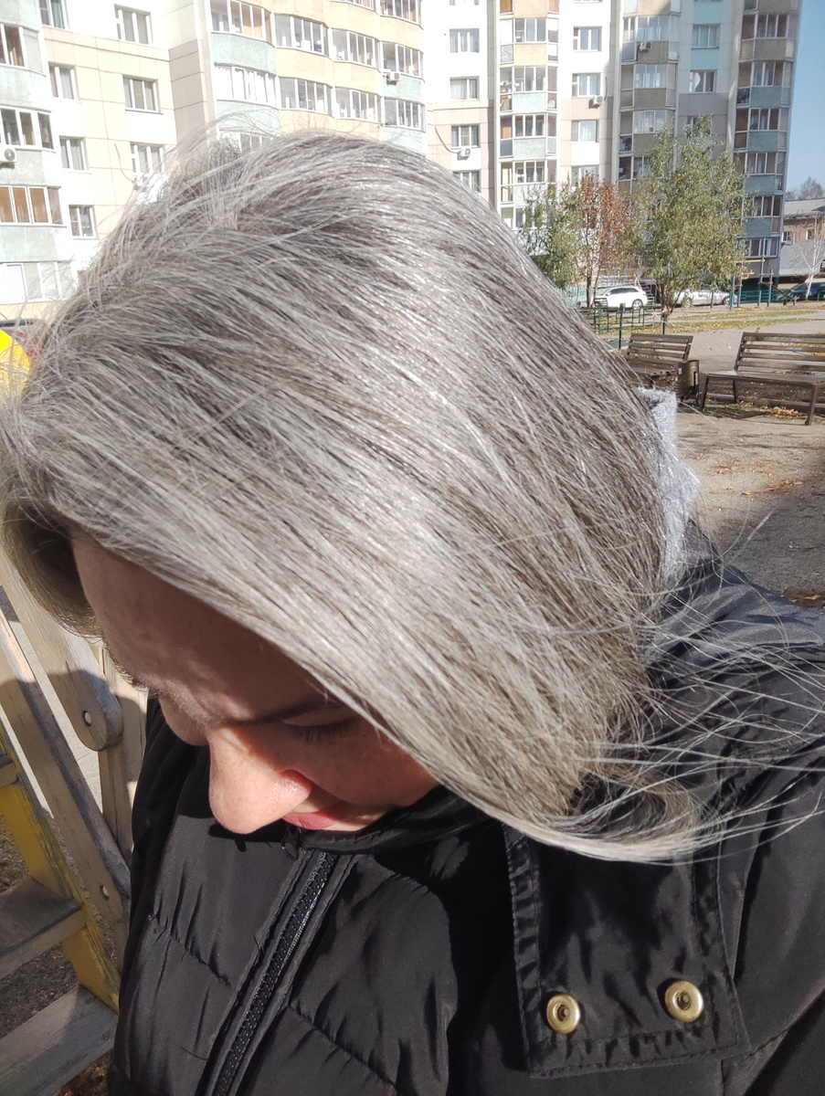 Авторские волосы.