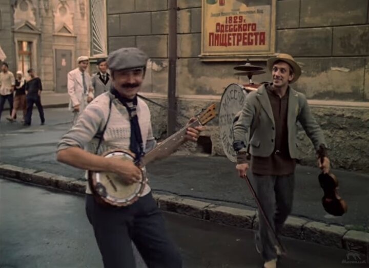 Фейки и настоящая игра на инструментах в кино: кто играл сам, а кому руки «приклеивали»