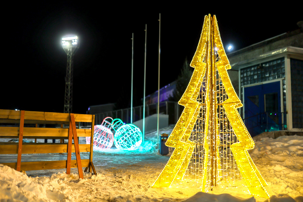 Световая фигура "Новогодняя ель" от компании Декоис