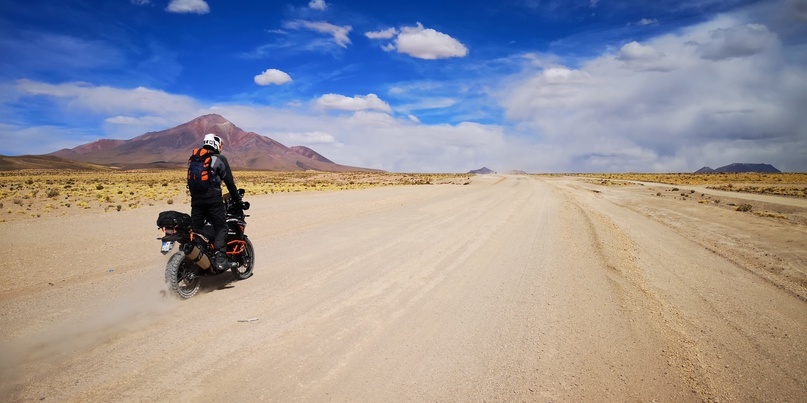 Дорога на границе Чили-Боливия, высота 3900 метров