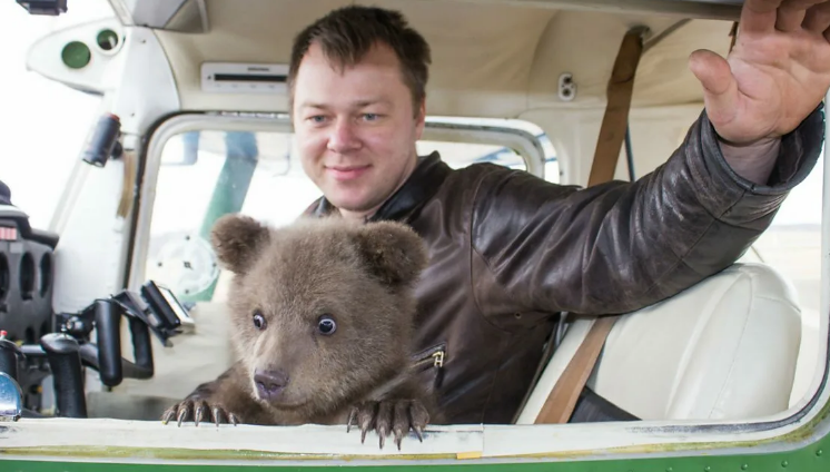 Я, когда первый раз в своей жизни покатался на самолете.