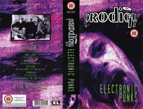 Обложка оригинальной VHS кассеты. Здесь и далее фото с сайта discogs.com