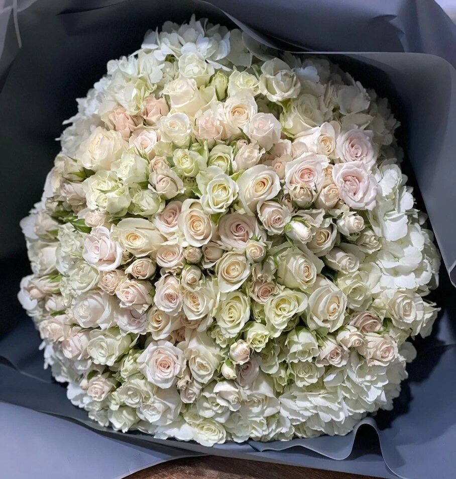 Заказать букет в телеграмм канале Luxe Flora