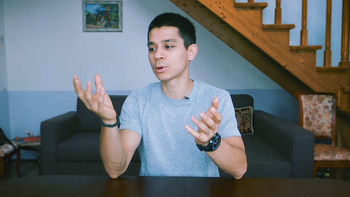 От того многие и ищут наставников, тренеров и учителей, чей кругозор несоизмеримо шире, а так же, в виду уникального опыта, в чьей голове присутствуют специфические знания в узкой теме. 