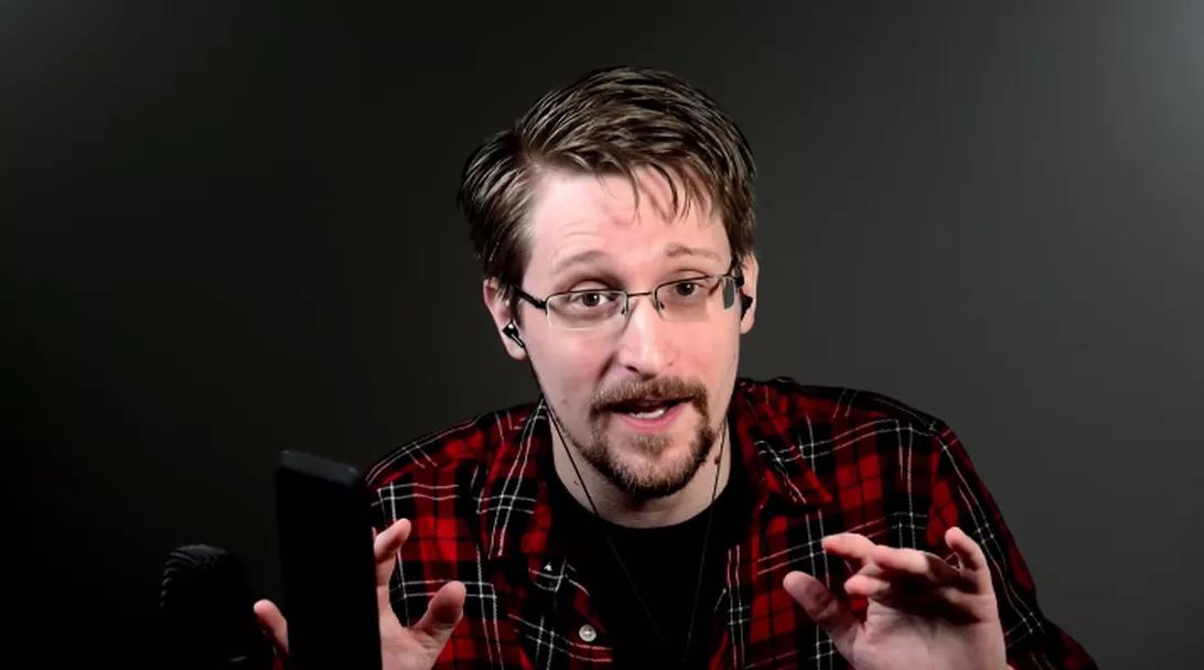 Эдвард Сноуден