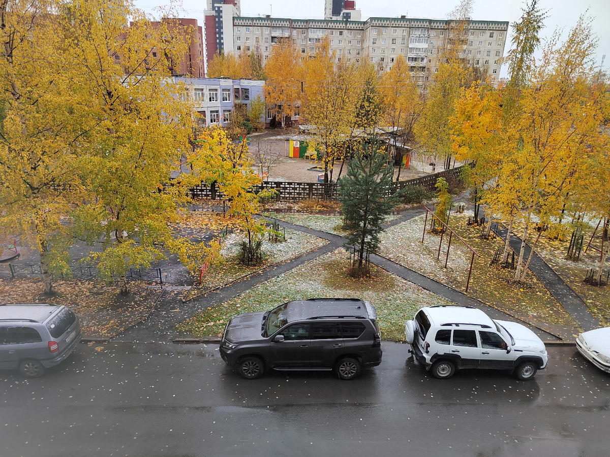 Наш двор, фото с балкона