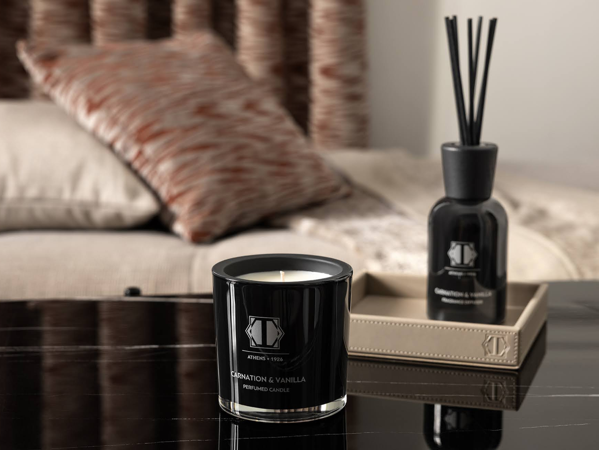 Ароматическая свеча «Гвоздика и ваниль»