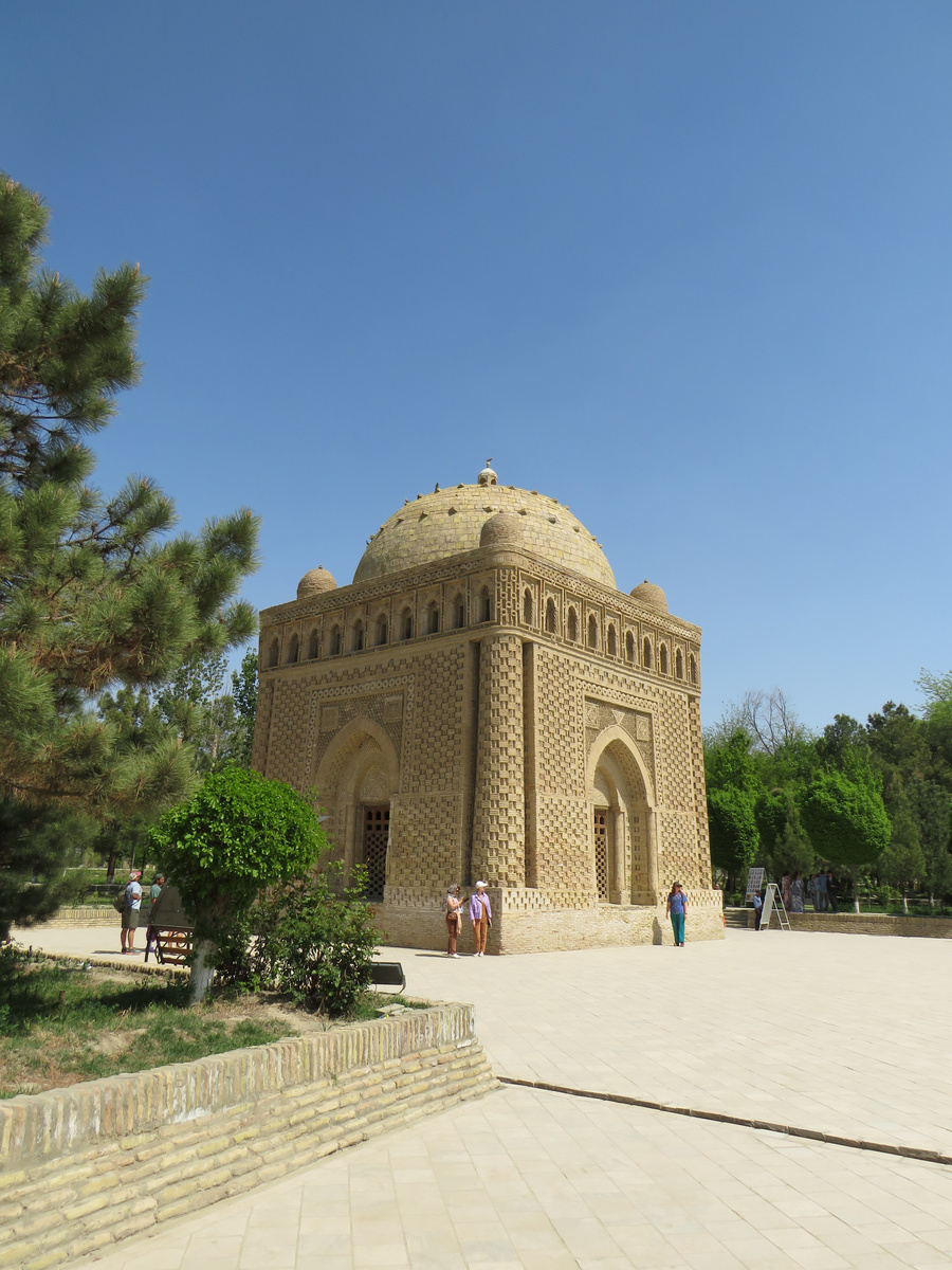 Мавзолей Саманидов в Бухаре