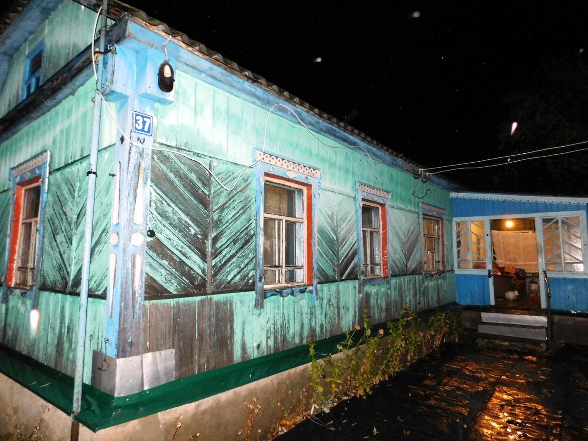 Мужчины поссорились во время застолья