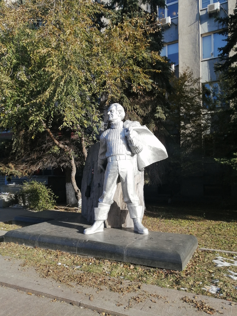 Памятник Эрвье