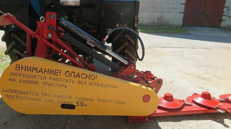 Запреты при работе на тракторной косилке КРН 2,1