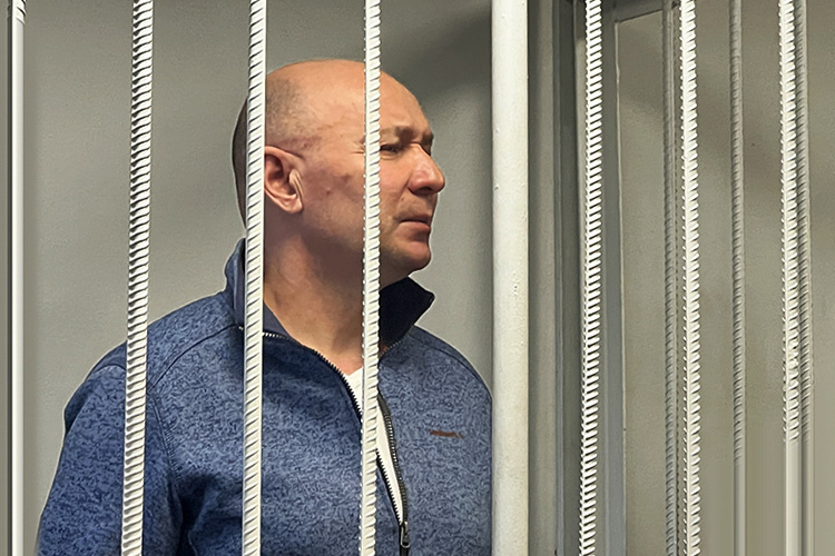    Фаил Камаев: «У нас нет телевизора, газет нет. Никто ничего не приносит, это не гостиница»