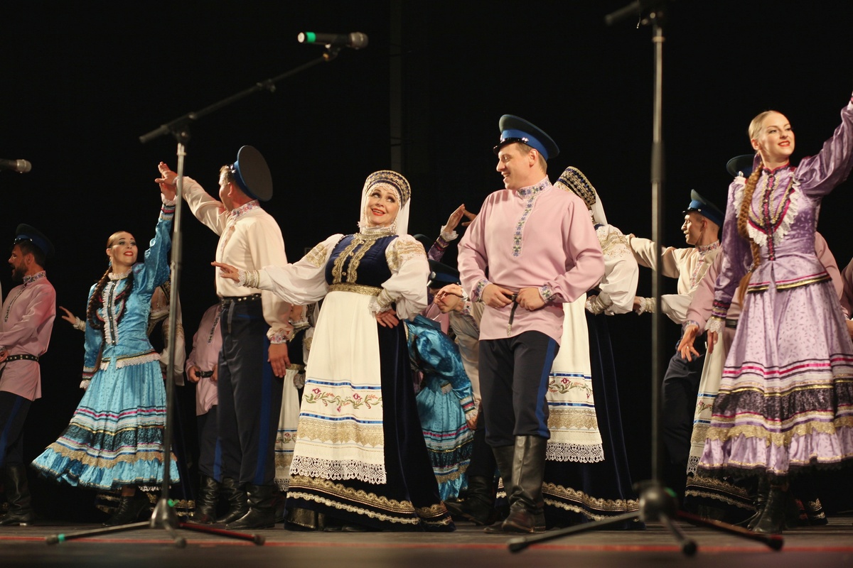  📷    Оренбургский хор проехал с гастролями 13 городов России Кристина Просвиркина