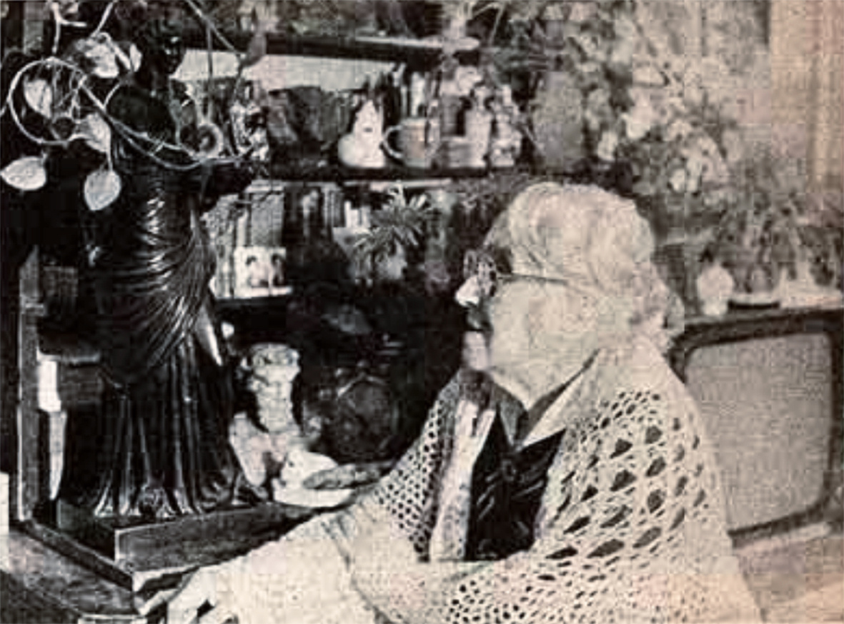 Надежда Константиновна Вентцель. 1990. Фото М. Невматулина. Газета Советская Культура. — 1991. — № 1 (5 января).