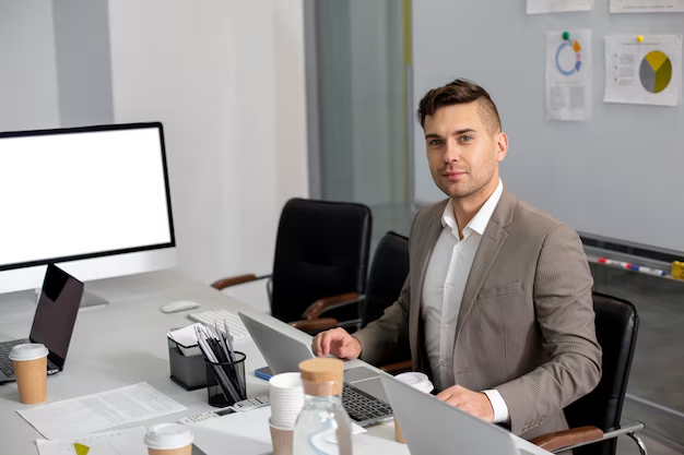 https://img.freepik.com/free-photo/modern-equipped-computer-lab_23-2149241268.jpg?semt=ais_hybrid