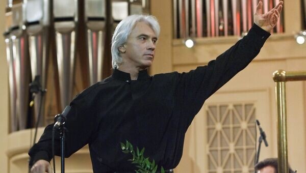 " Если чего я и хочу, так это, чтобы люди знали и помнили мой голос, а не зачитывались баснями и сплетнями вокруг моего имени." Дмитрий Хворостовский. Фото: ria.ru