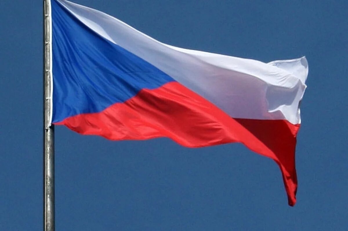    Чехия после нескольких лет решила вернуть своего посла в Москву
