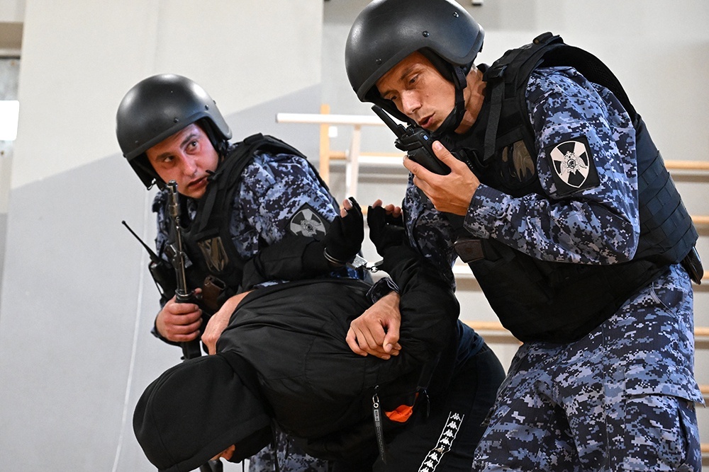    Лучшая защита от мошенников - привлечение их к ответственности. / РИА Новости