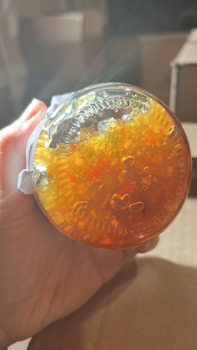 Сердечко из воздуха в банке варенья. Потому что сделано с любовью ❤️