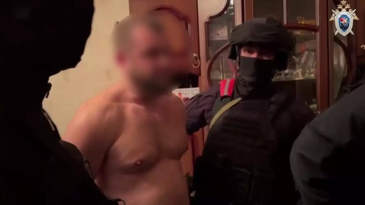 Телегрма-каналы сообщают, что подозреваемым оказался гражданин Белоруссии Виталий С. Источник: Стоп-кадр видео/Официальный новостной телеграм-канал ГСУ СК России по г. Москве