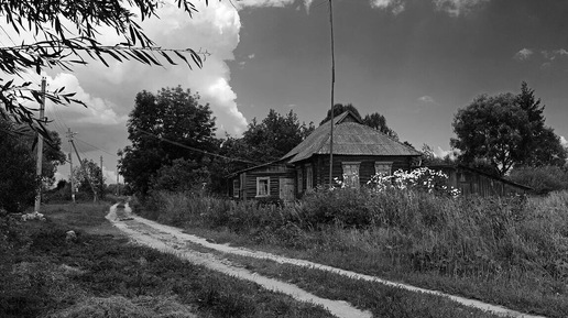 СЛУЧАЙ В ДЕРЕВНЕ Страшная мистическая история.