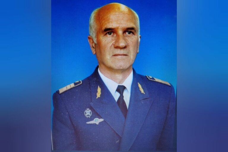    Ушел из жизни бывший директор Бугурусланского летного училища Василий Андреев Кристина Просвиркина