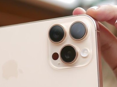    iPhone 16 Pro Max уступил китайским флагманам в «фотобитве»