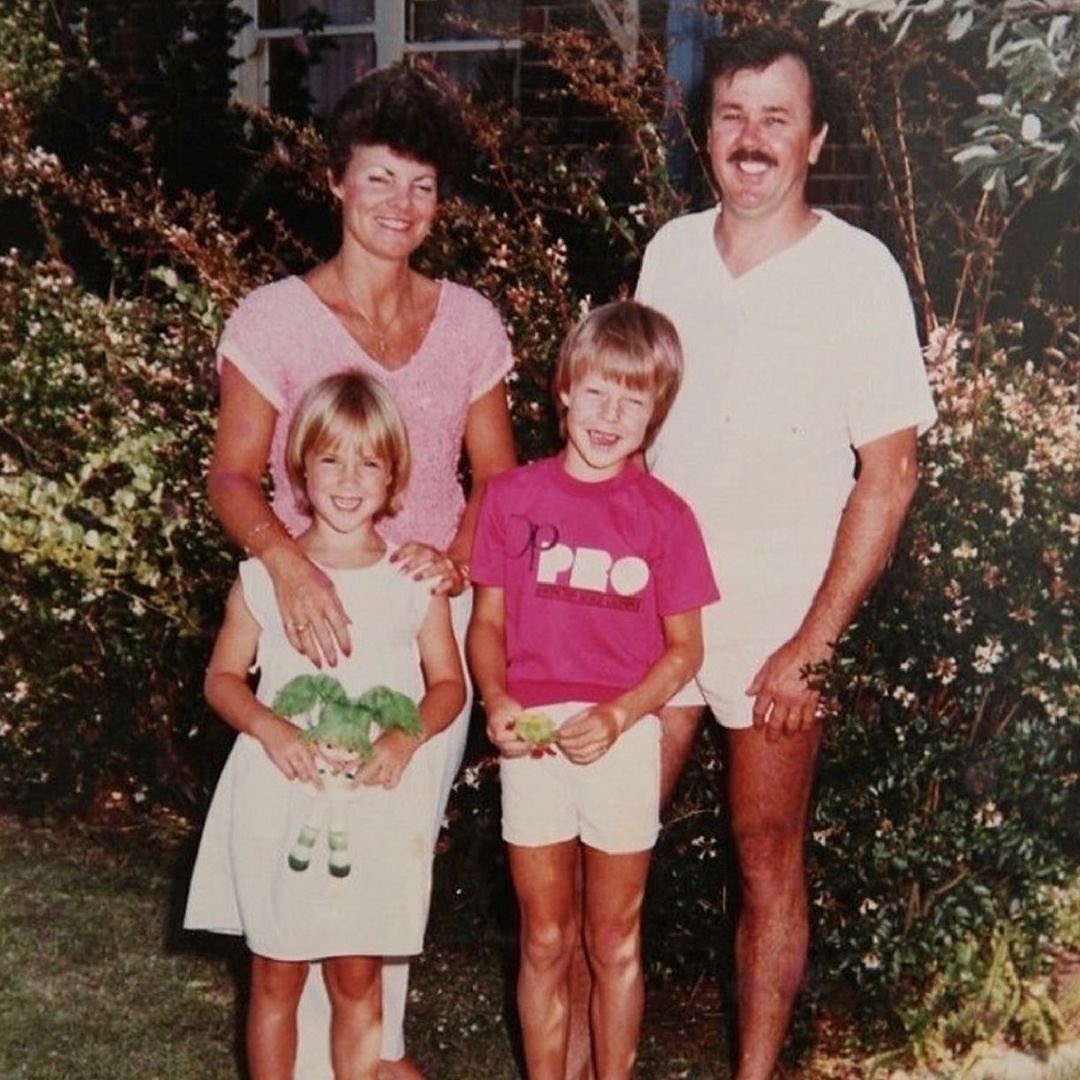 С женой и детьми до исчезновения