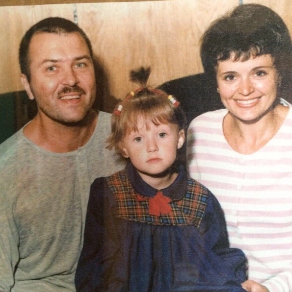 Даша с родителями