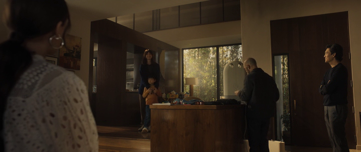 Кадр из фильма "Оно слушает" (2024)