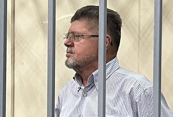    Евгений Брюн