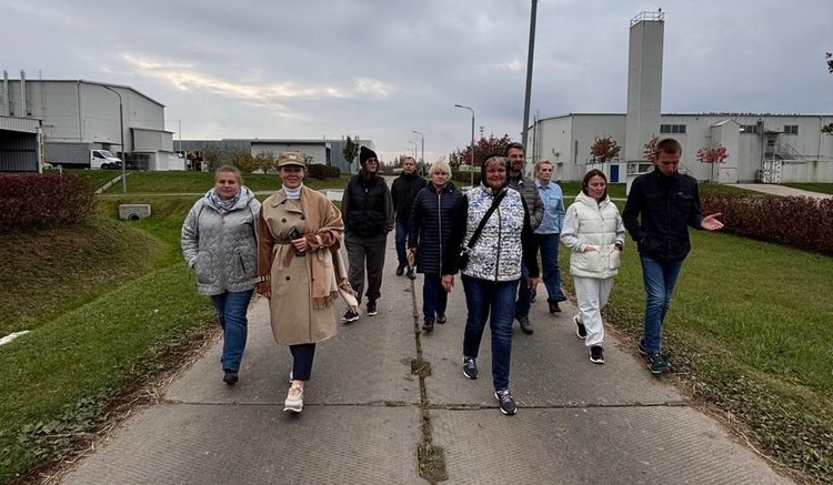     Как ведут дела на органической и эко-фермах Подмосковья с КРС узнали аграрии Томской области
