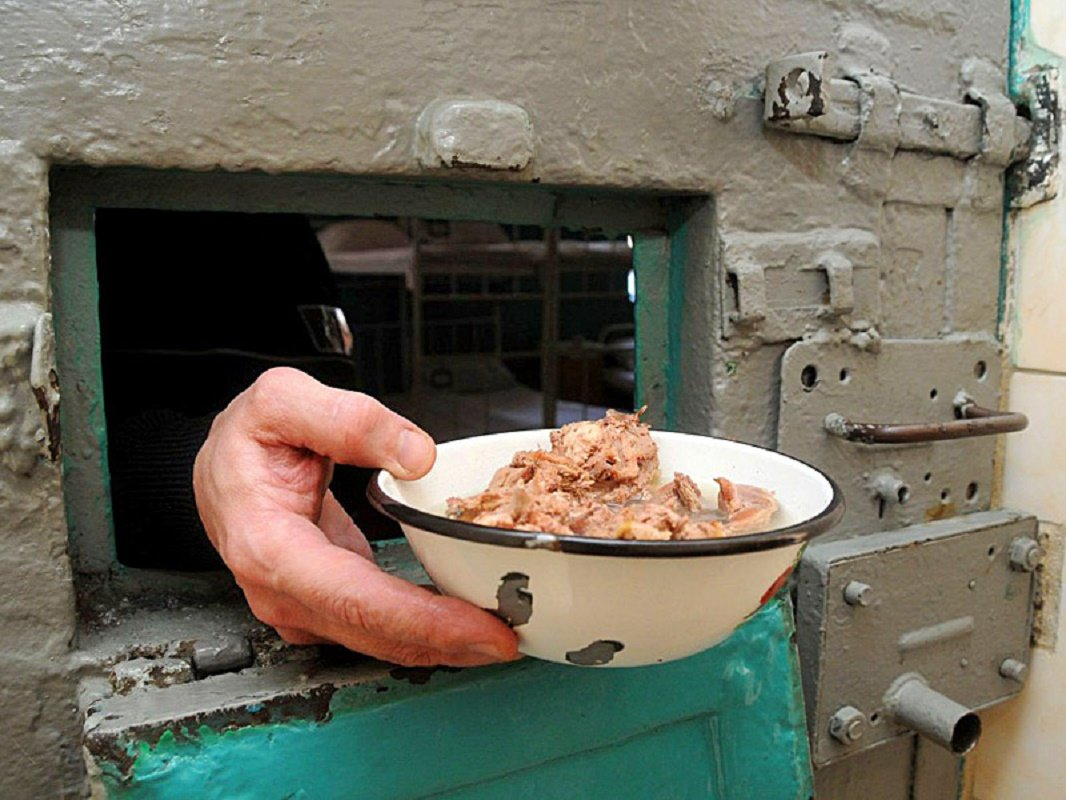 Чем кормят в тюрьмах России