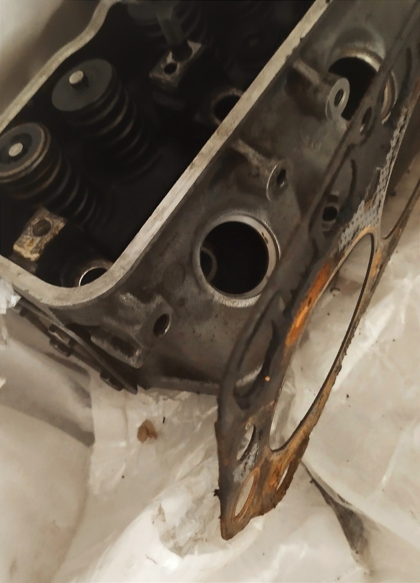 ГБЦ и старая прокладка