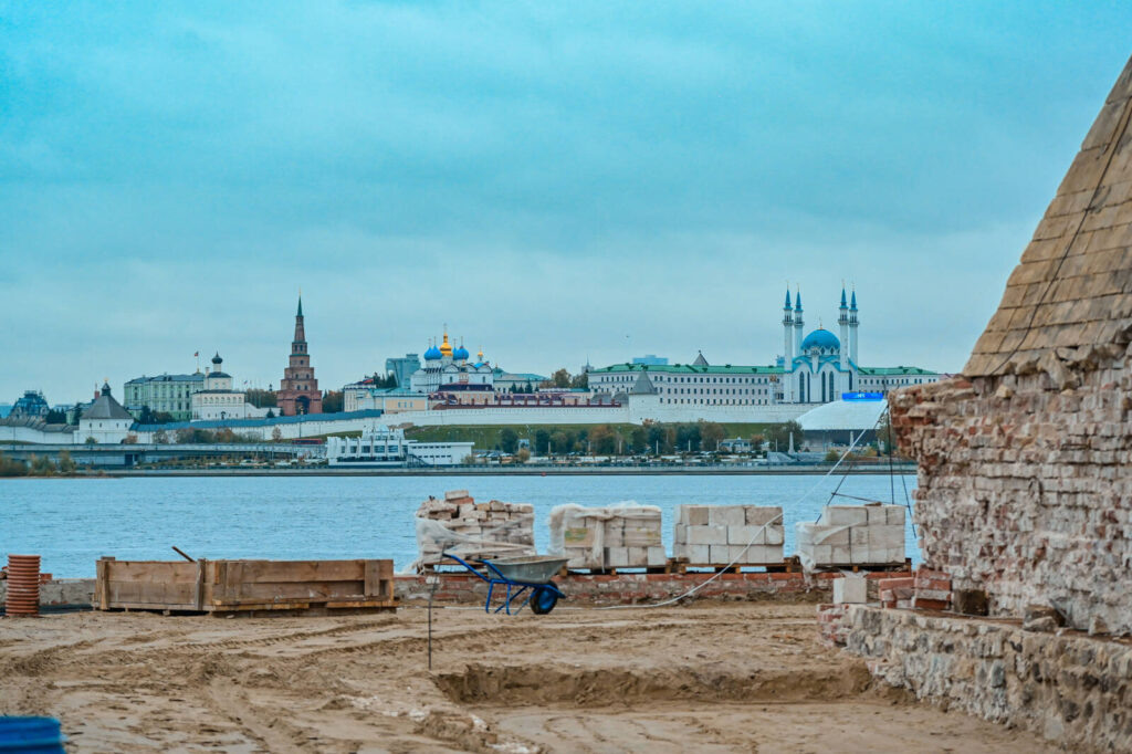 Фото: t.me/rustamminnikhanov, пресс-служба Раиса РТ