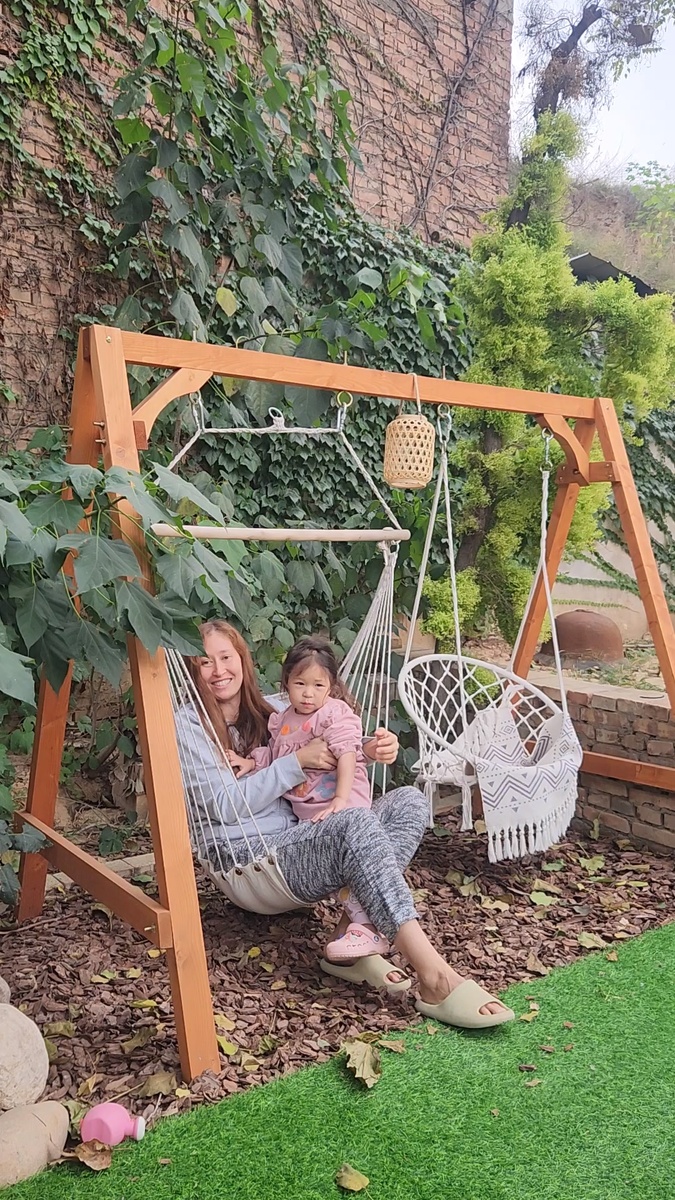 Детская площадка с искусственным газоном своими руками