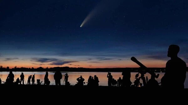 How to see the rare Devil's Comet this weekend in Australia - and if you miss it